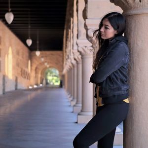 Meet your Posher, Stephanie